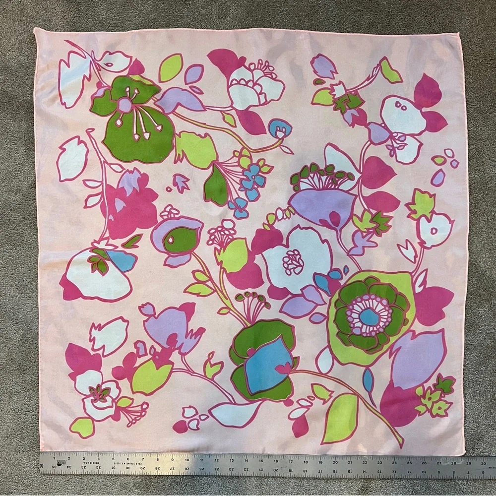 Vintage 29” Square Scarf in Pink and Green
